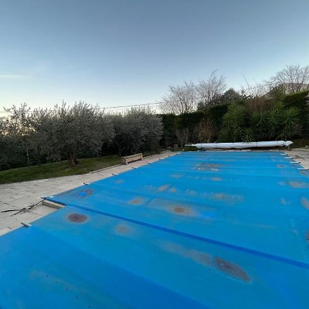 Villa Les Iris Sernhac 외부 사진