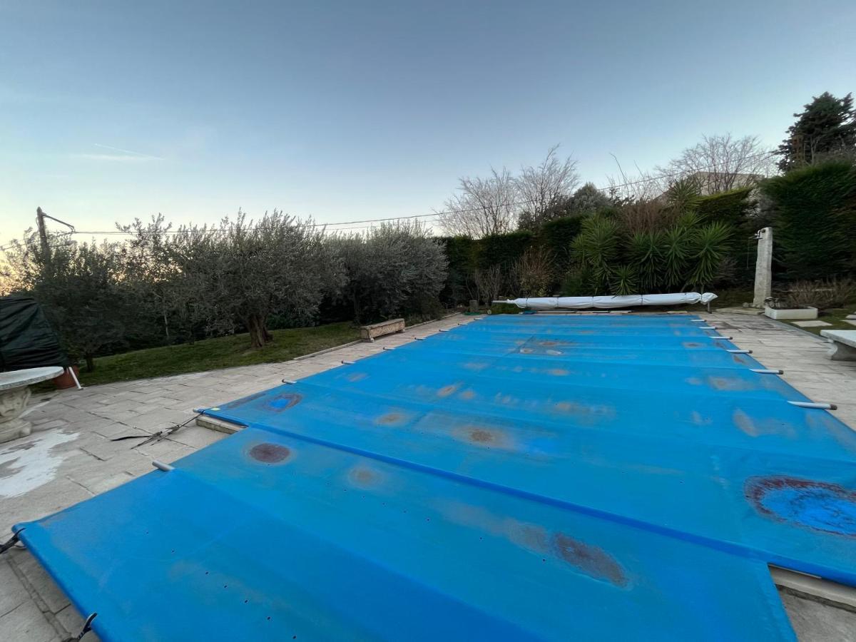 Villa Les Iris Sernhac 외부 사진